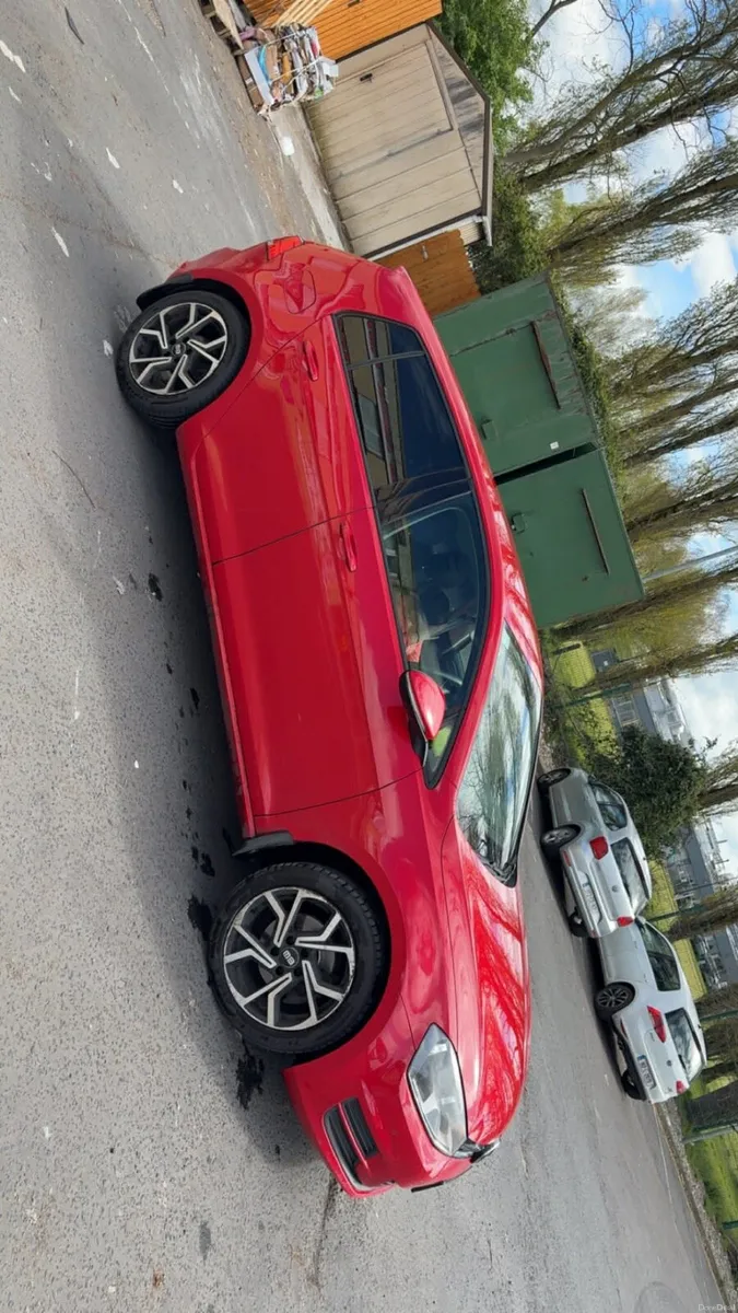 Volkswagen Golf 1.2L TSI upgraded club sport alloy - Image 2