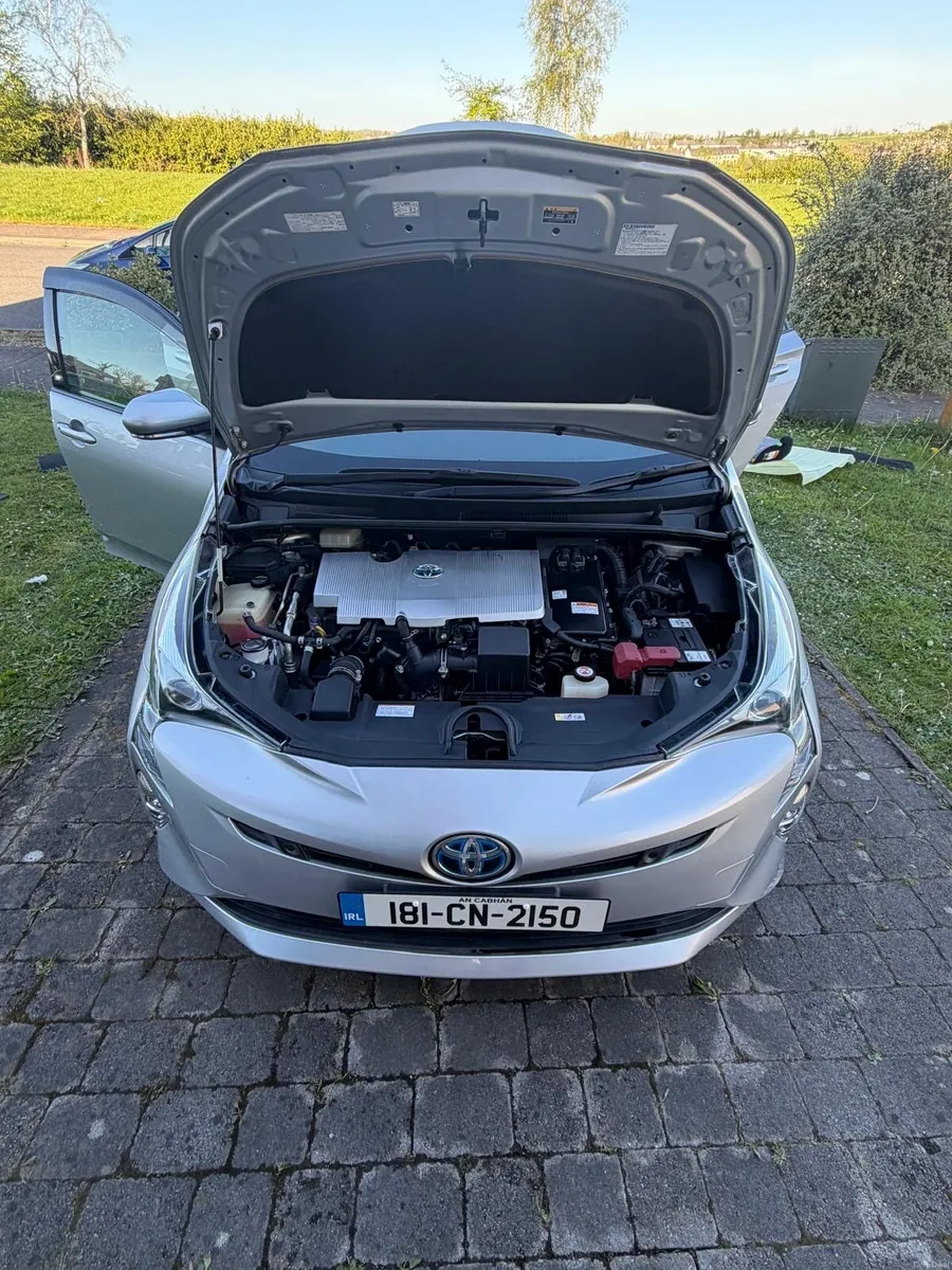 Toyota Prius - Image 4