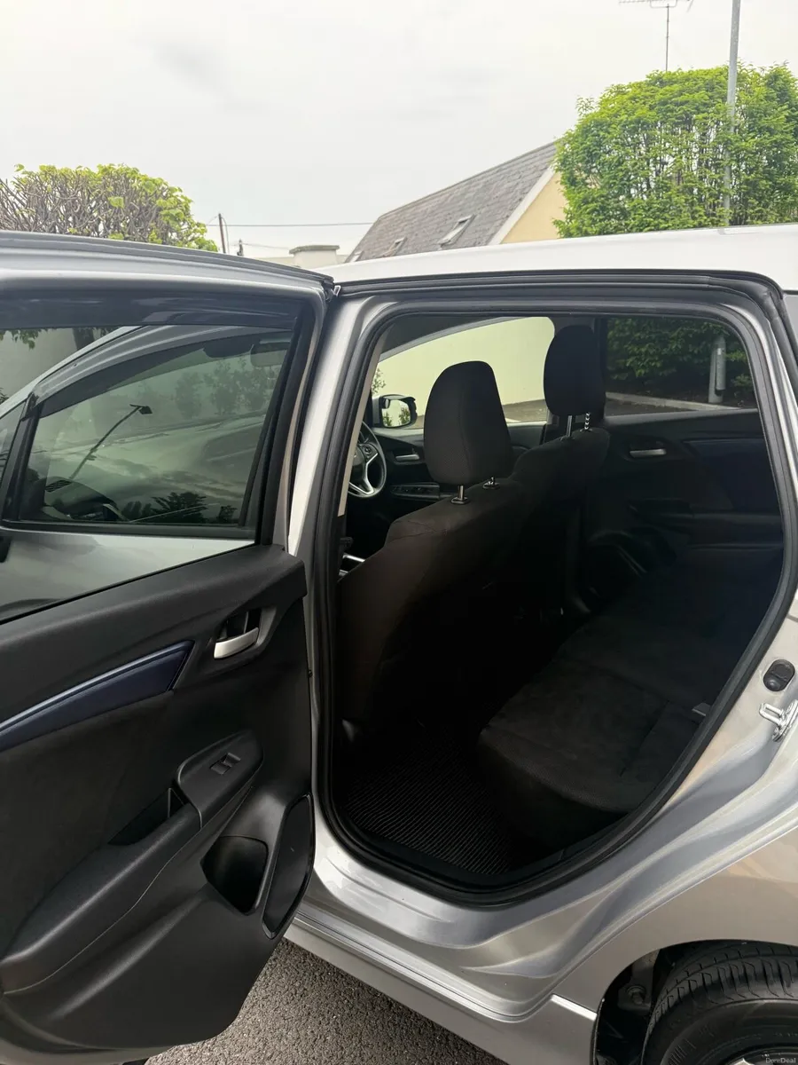 2018 Honda Shuttle - Image 4