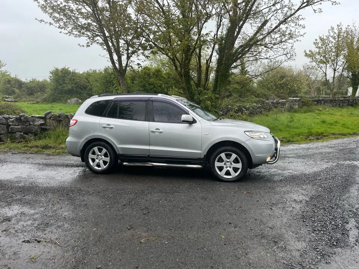 Hyundai Santa fe crew cab - Image 2