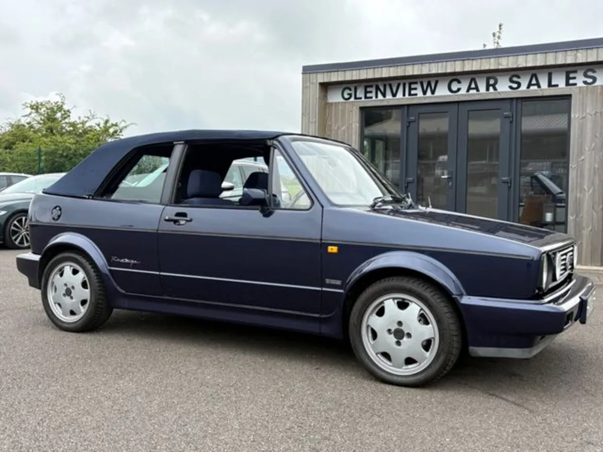 Volkswagen Golf 1.8 GTI VIRAGE - Image 2