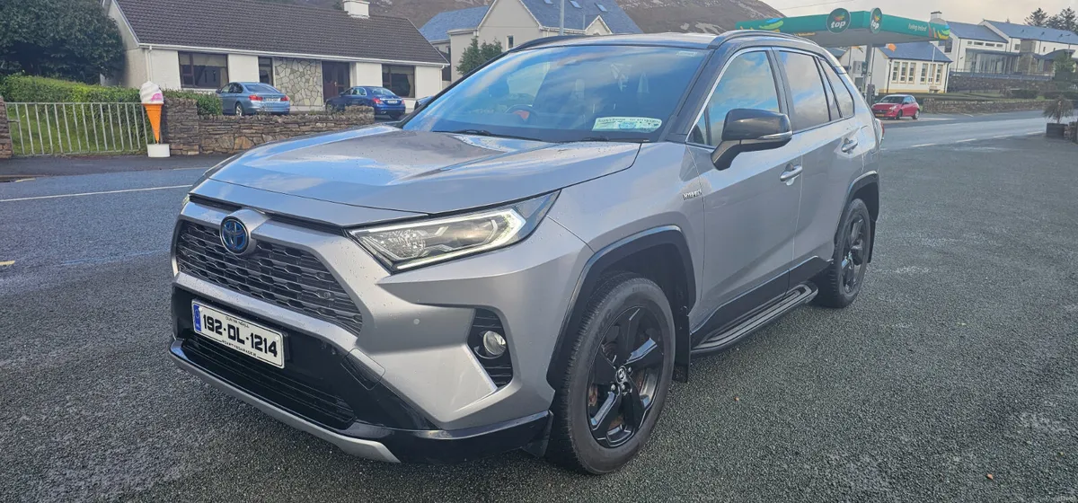 Toyota RAV4 2.5 Hybrid AWD-i Sol 2019 - Image 1
