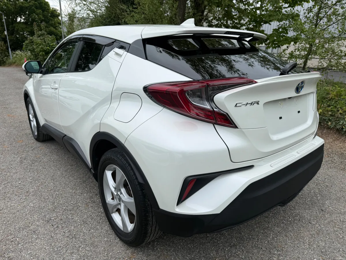 Toyota CH-R 46.200km!!! - Image 4