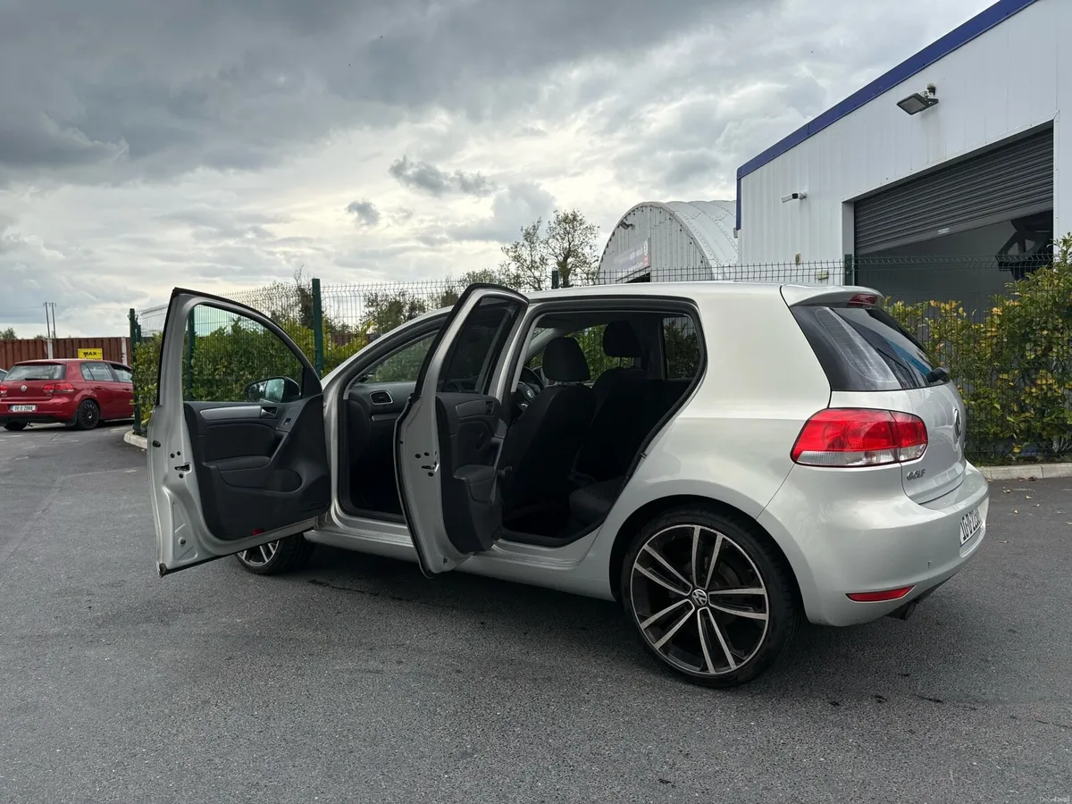 Volkswagen Golf - Image 3