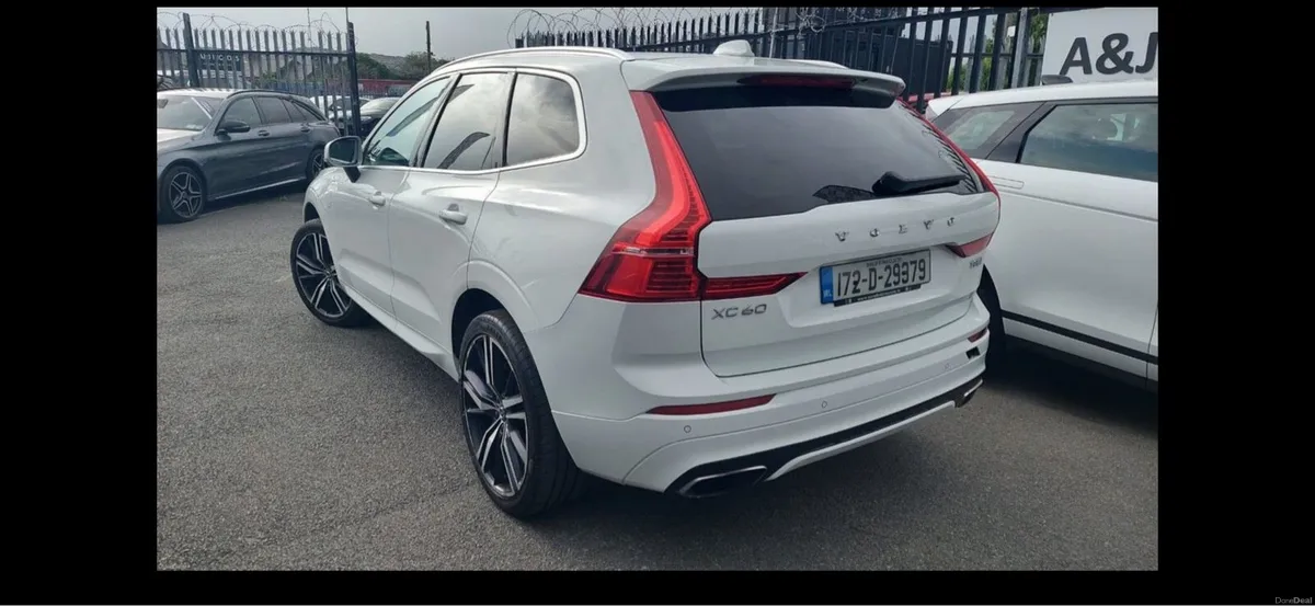 car - Image 2