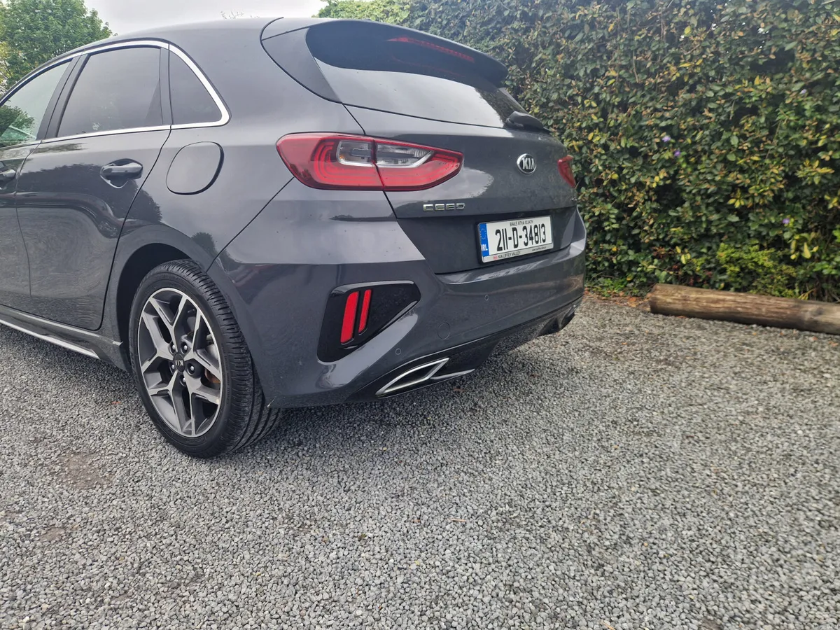 Kia Ceed GT LINE 2021 - Image 4