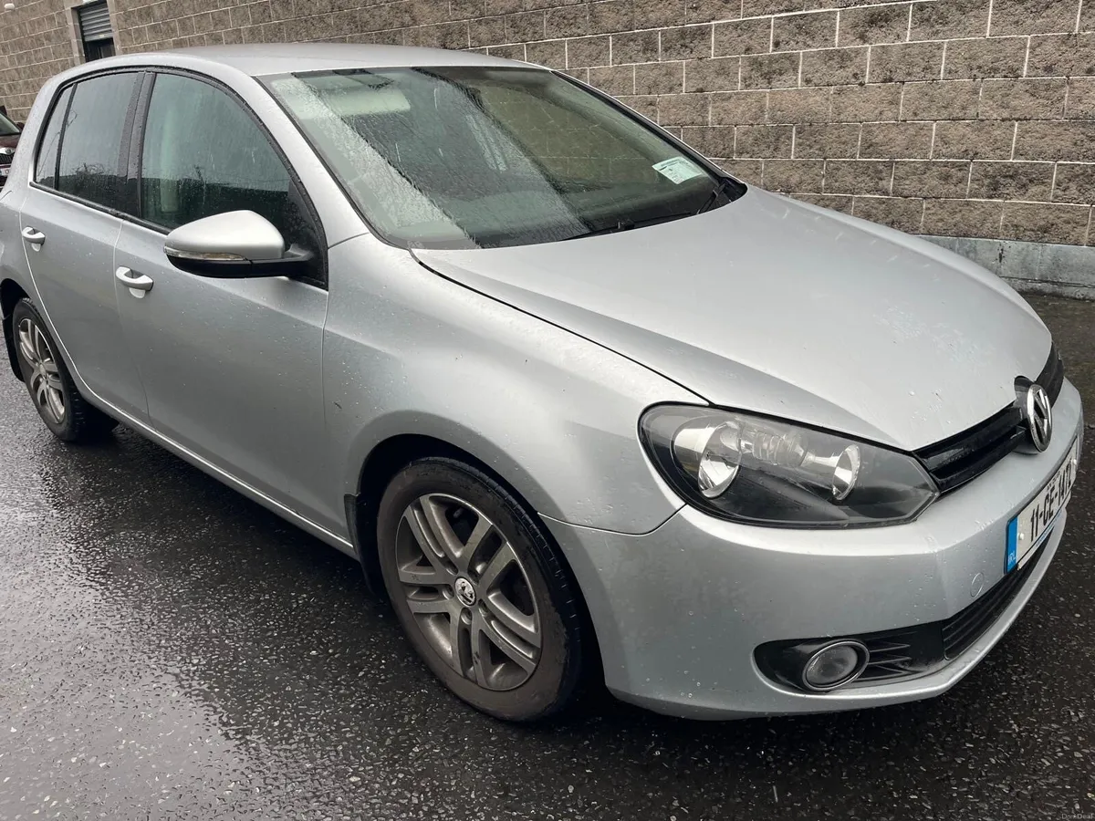 2011 Golf new nct 07/27 - Image 1