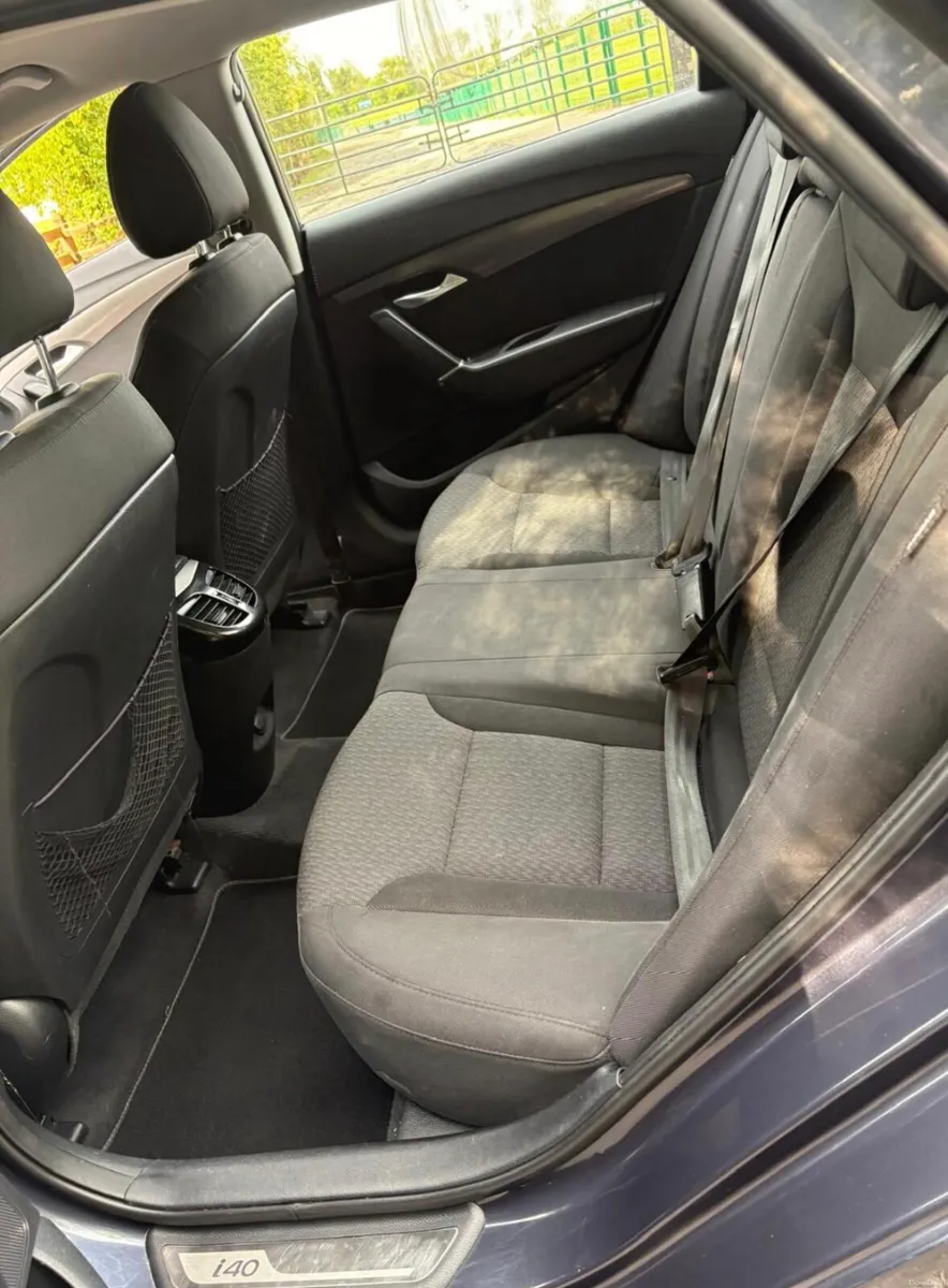 hyundia i40 service history nct and low tax - Image 6