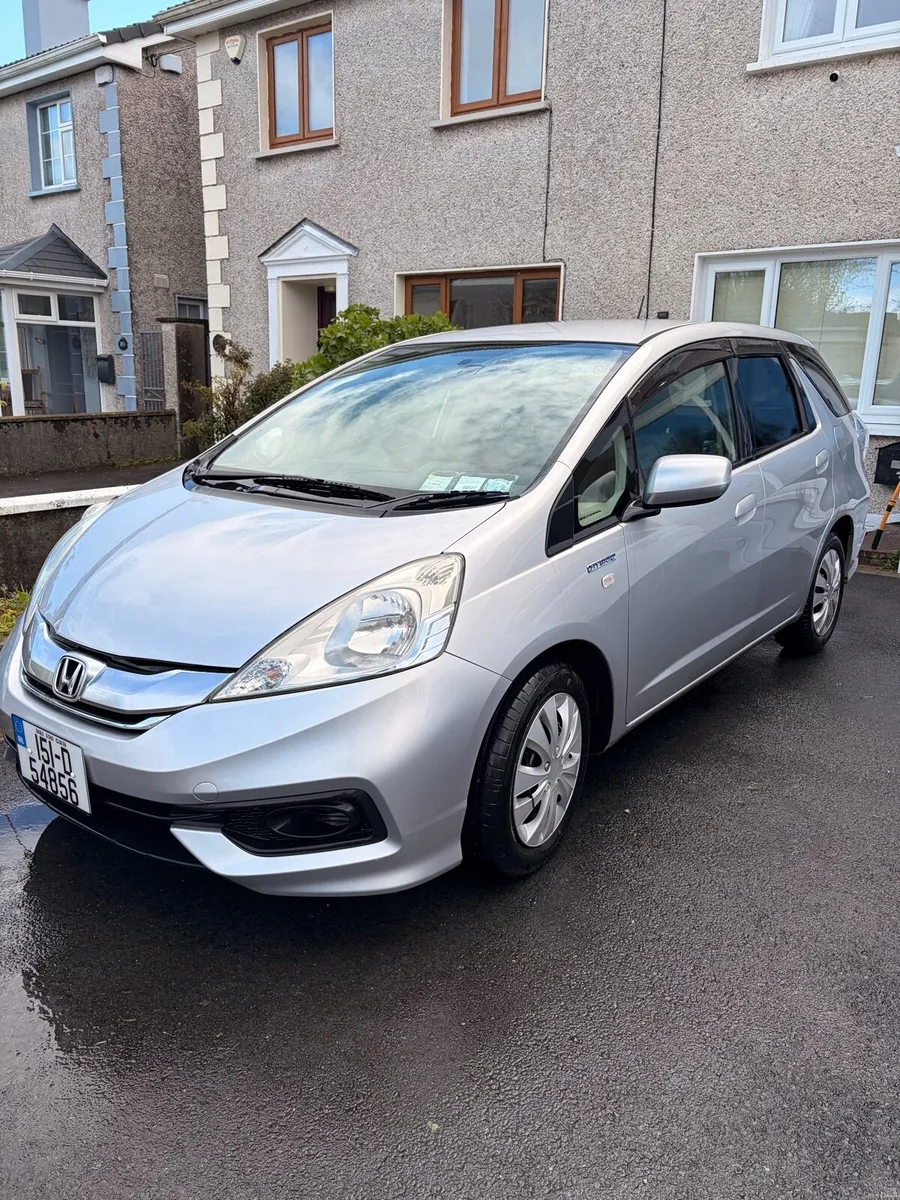 Honda Shuttle Hybrid - Image 2
