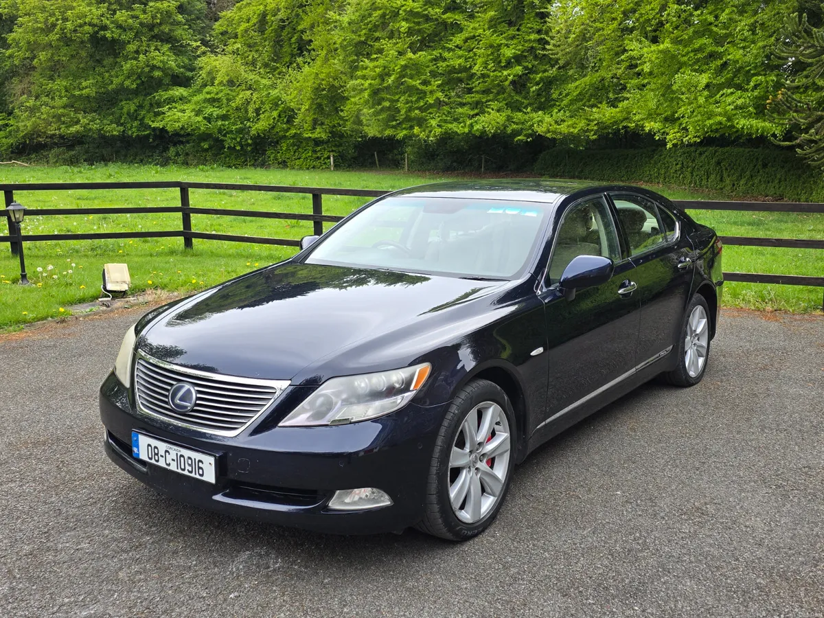 Lexus LS 600h  5.0 V8 Hybrid - Image 6