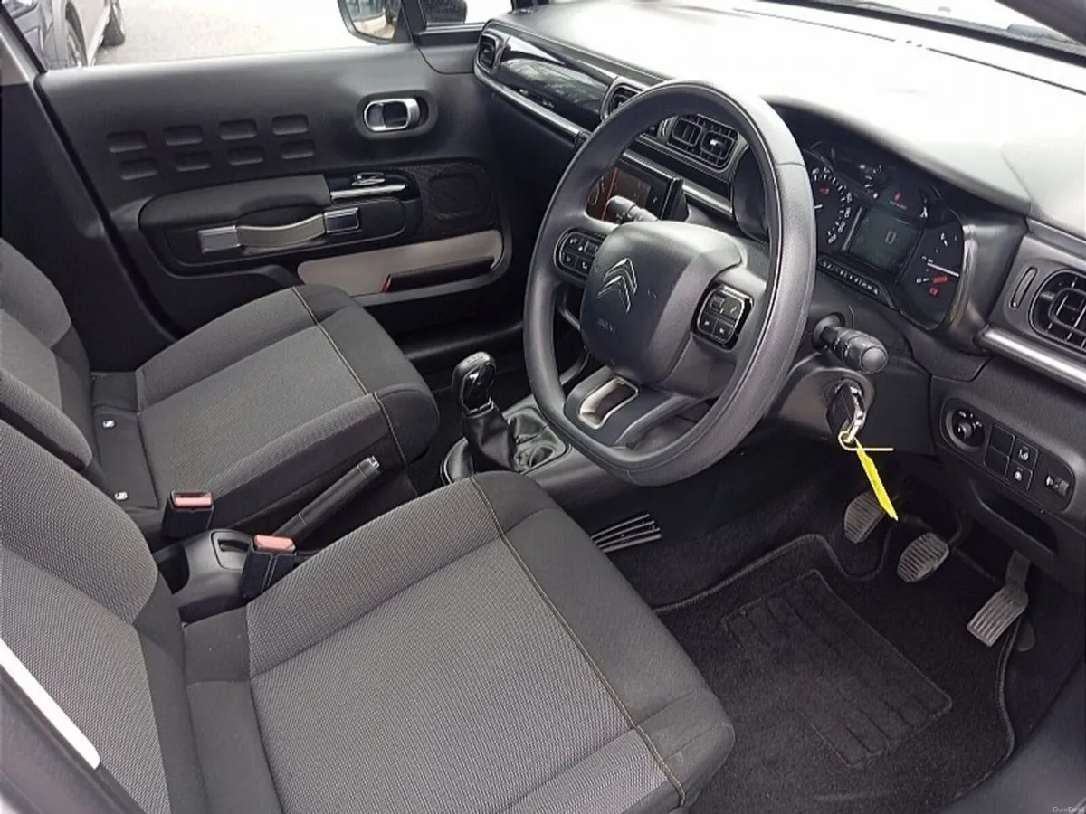 Citroen C3 HDi 75 Diesel / Feel Spec - Image 4