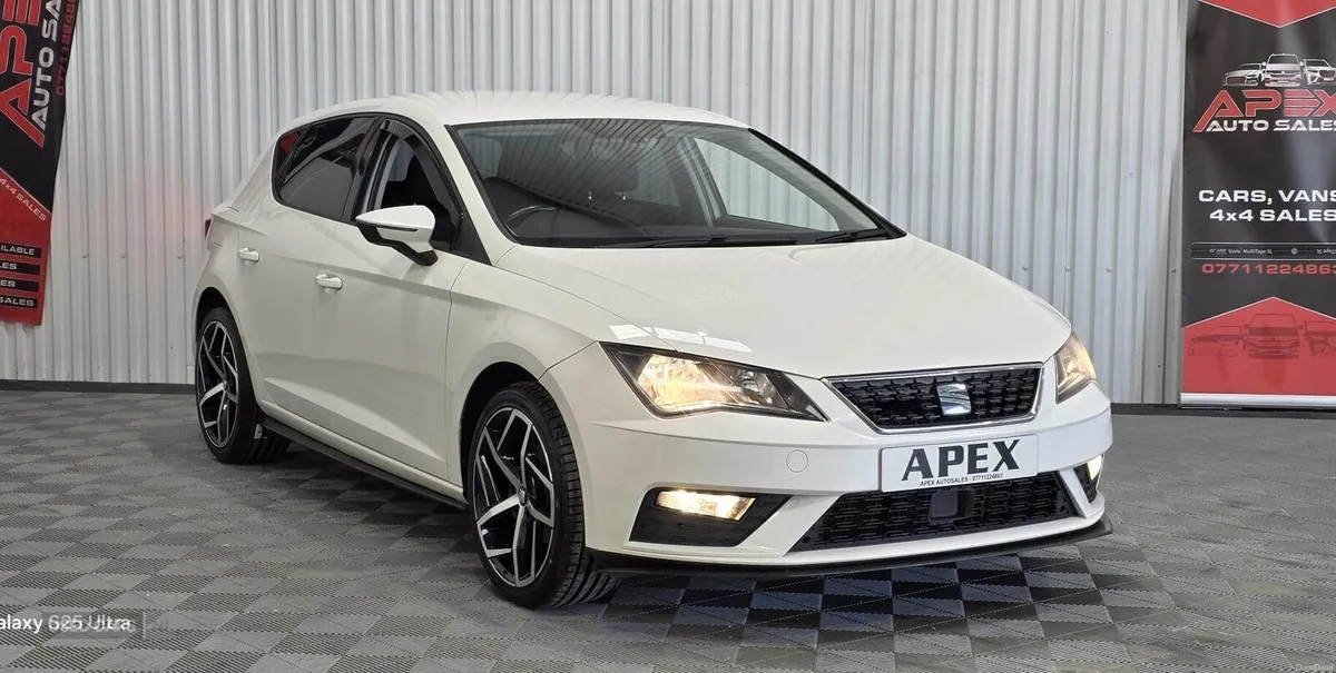 SEAT Leon HATCHBACK - Image 1