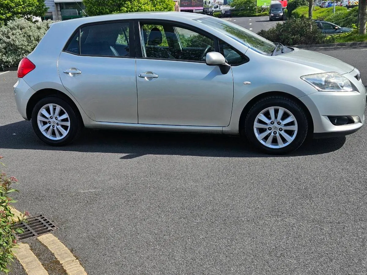 TOYOTA Auris 1.4 NCT 02/27 - Image 2