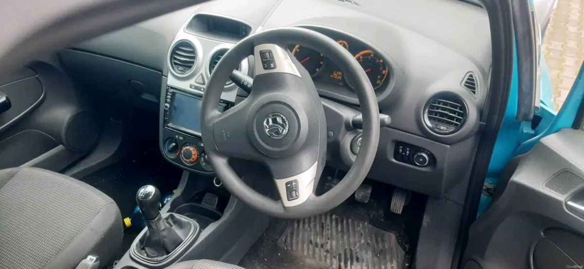 Opel corsa - Image 4