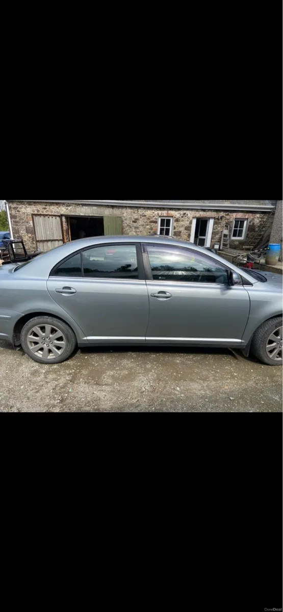 Toyota avensis - Image 4