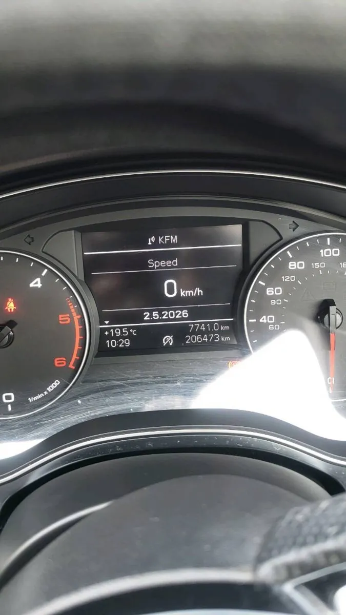 Car - Image 1
