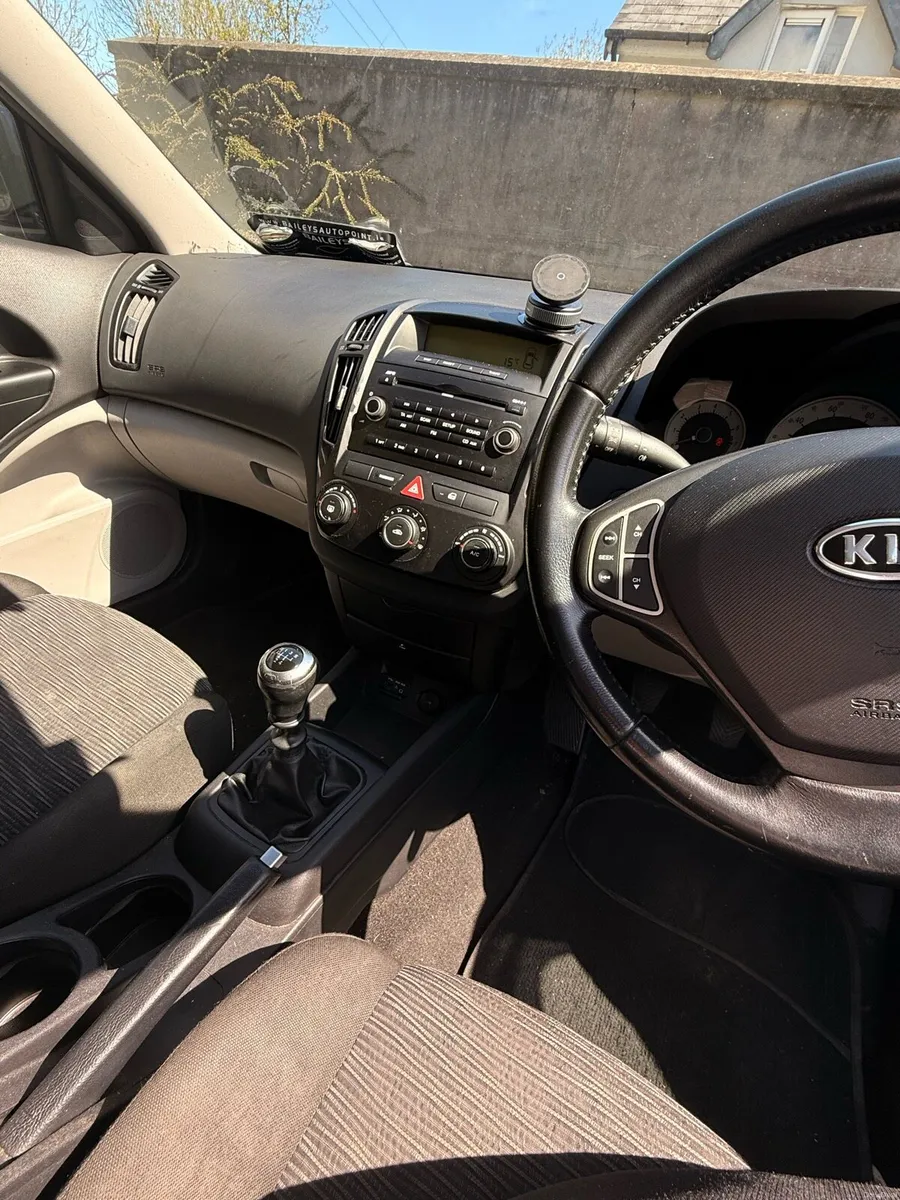 Kia Ceed 1.4 petrol - Image 2