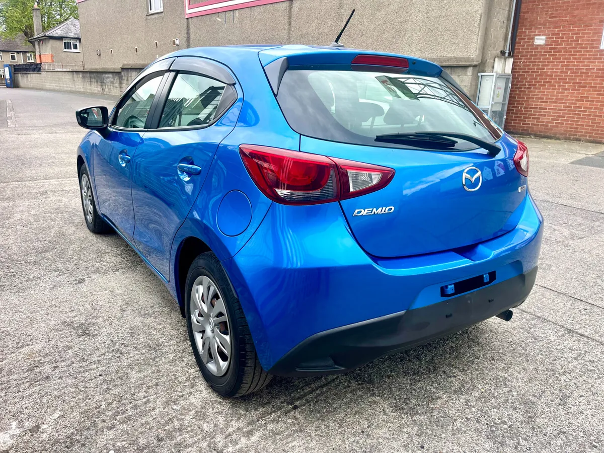 Mazda demio 2015 Automatic - Image 3