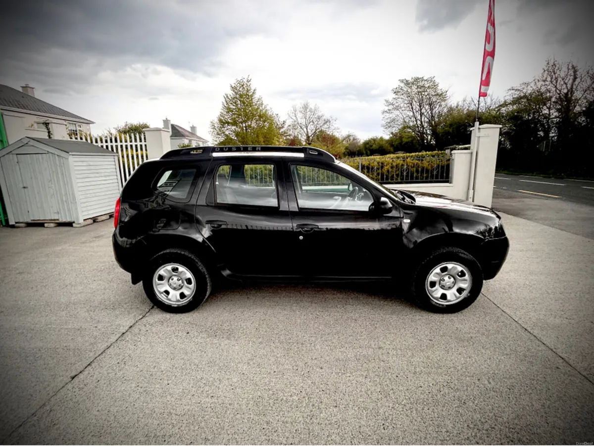 Dacia Duster ALTERNATIVE 1.5 DCI 110 4DR ONE OWNER - Image 2
