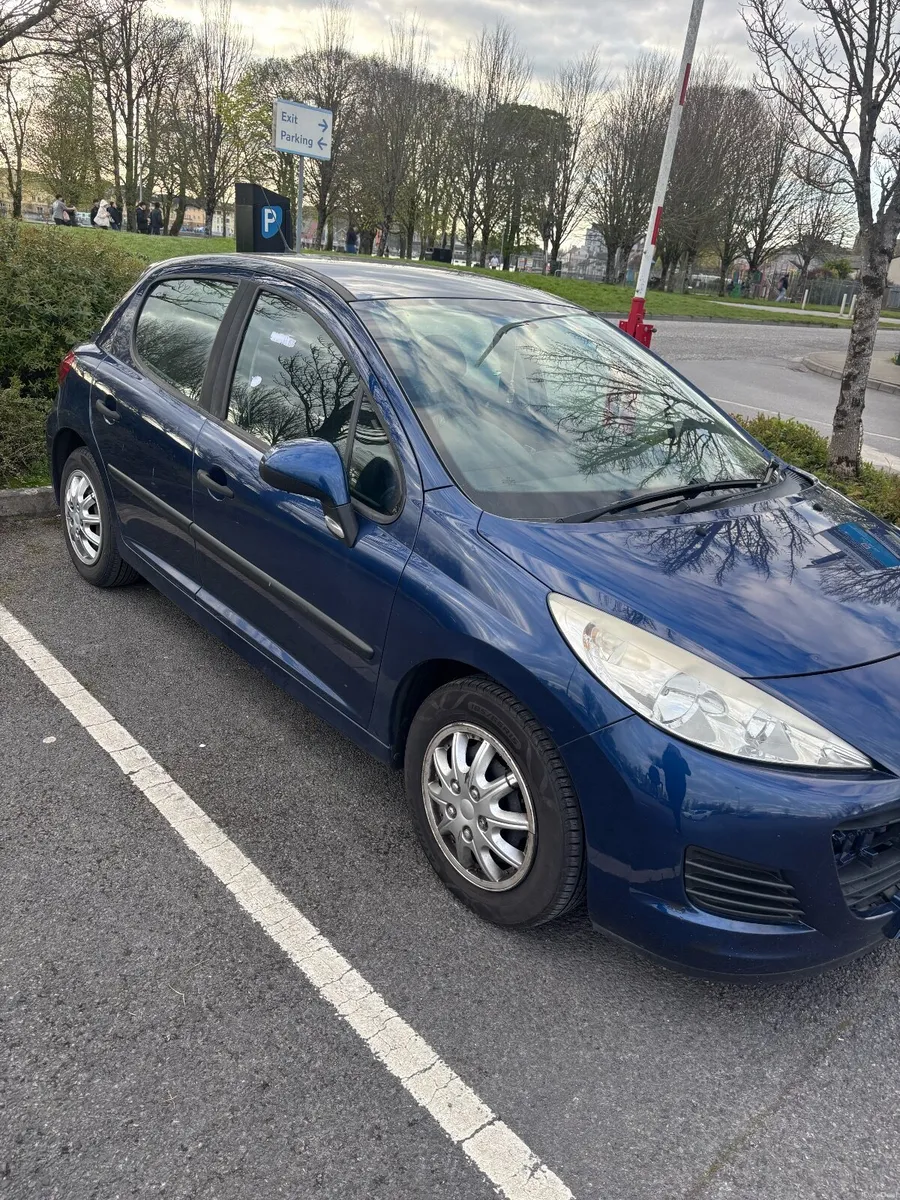 Peugeot 207 2010 - Image 1