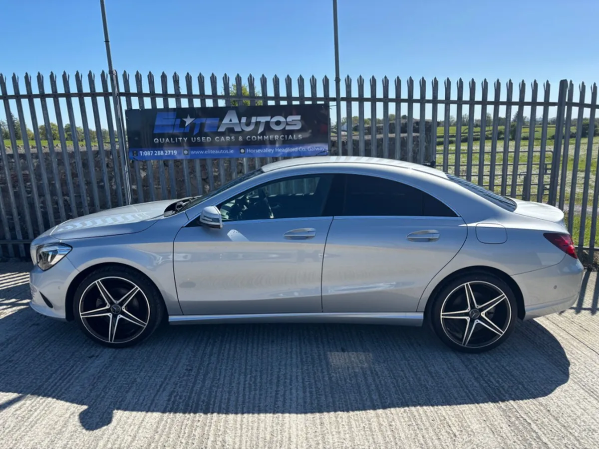 Mercedes-Benz CLA Sport Line 1.6 Automatic - Image 3