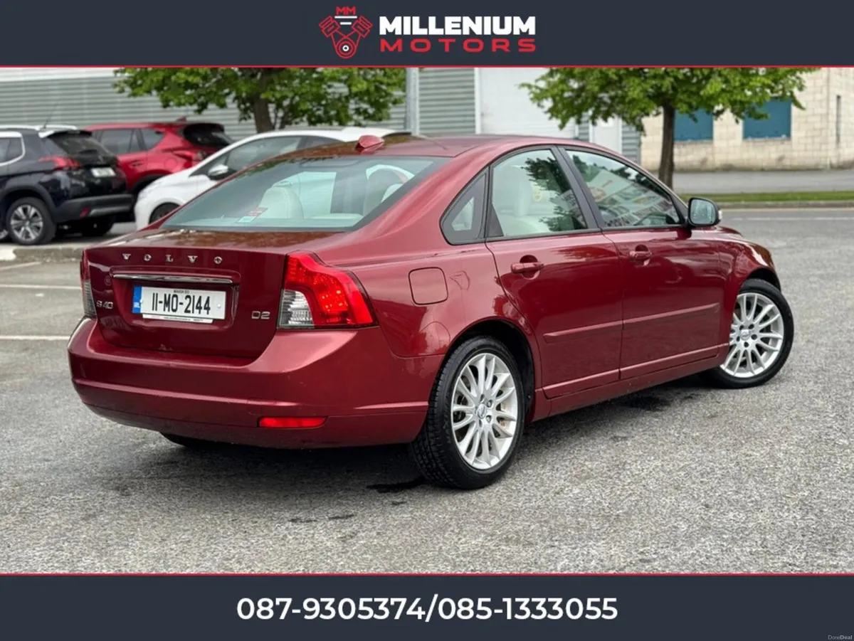 Volvo S40 D2 TOP SPEC // NEW NCT // BELT DONE// - Image 3