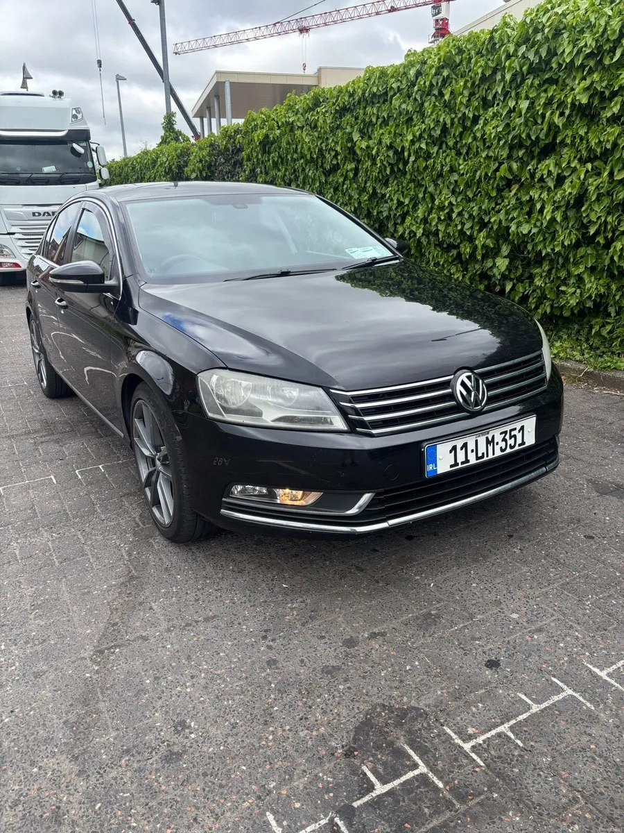 Volkswagen Passat 1.6 - Image 2