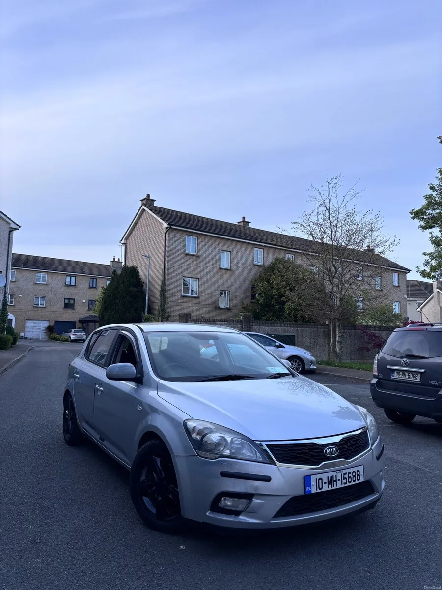 Kia ceed 2010 1.6 disesl €1300 - Image 1