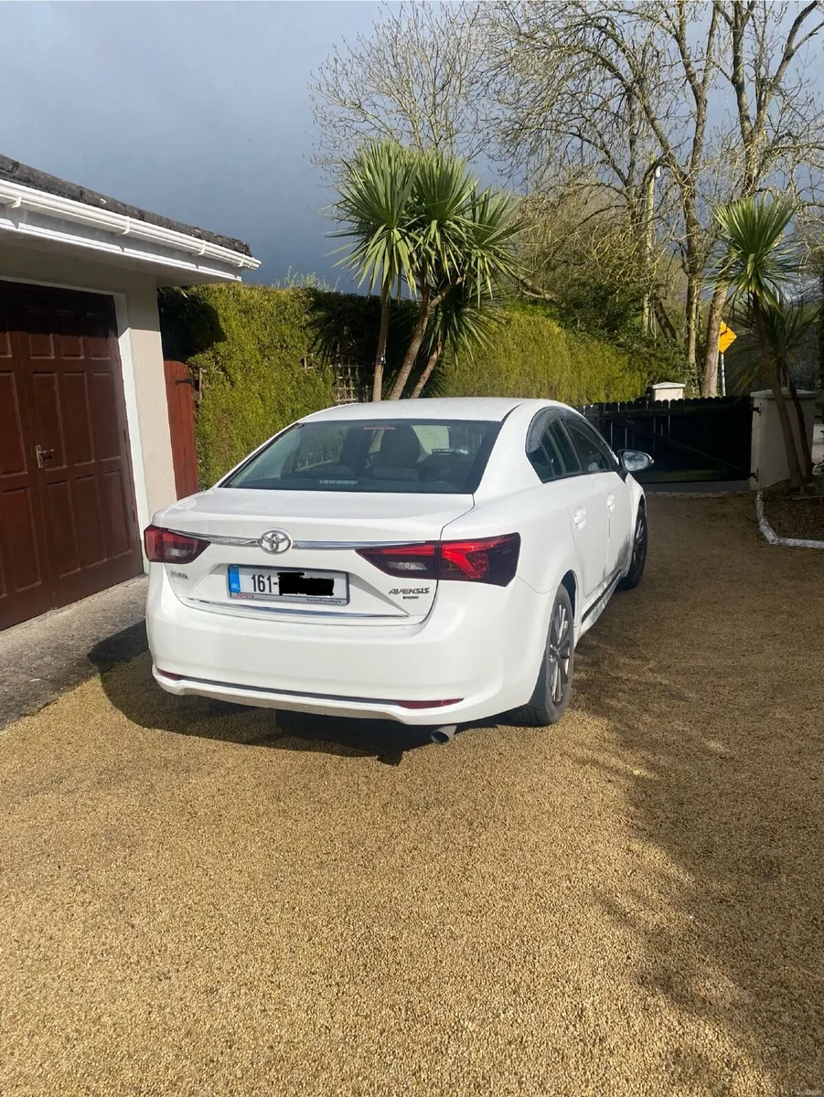 Toyota Avensis 2016 - Image 4