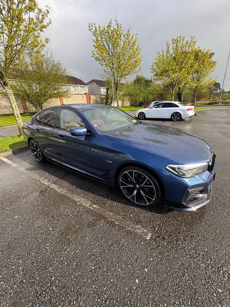 2021 BMW 530e M-Sport Plug-in Hybrid - Rare Spec - Image 4