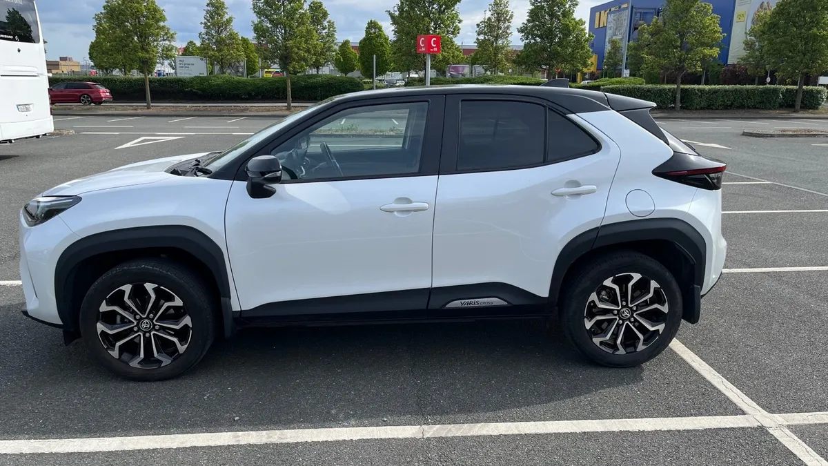 Toyota Yaris Cross Luna Sport 2022 - Image 3