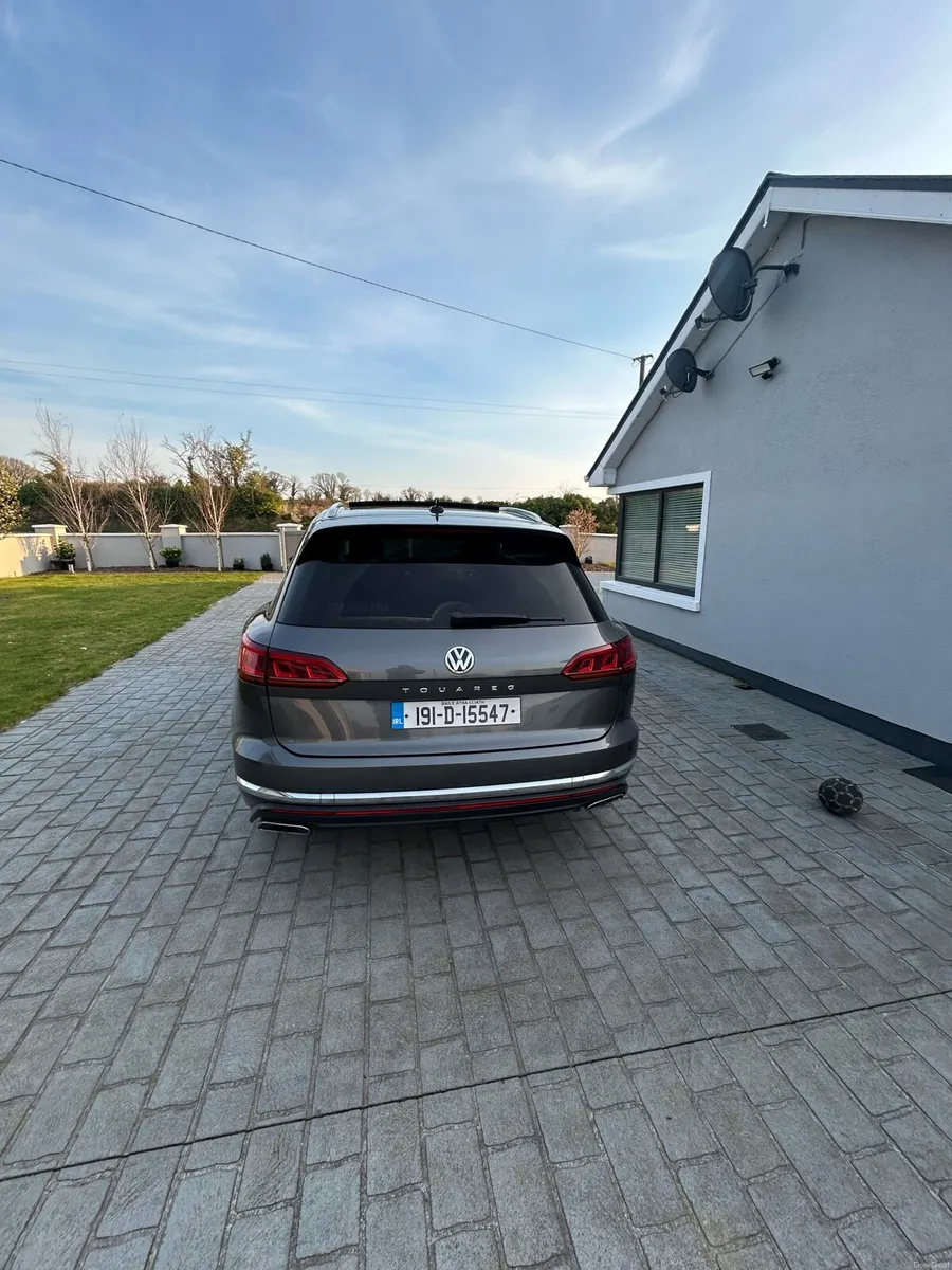 Volkswagen Touareg - Image 3