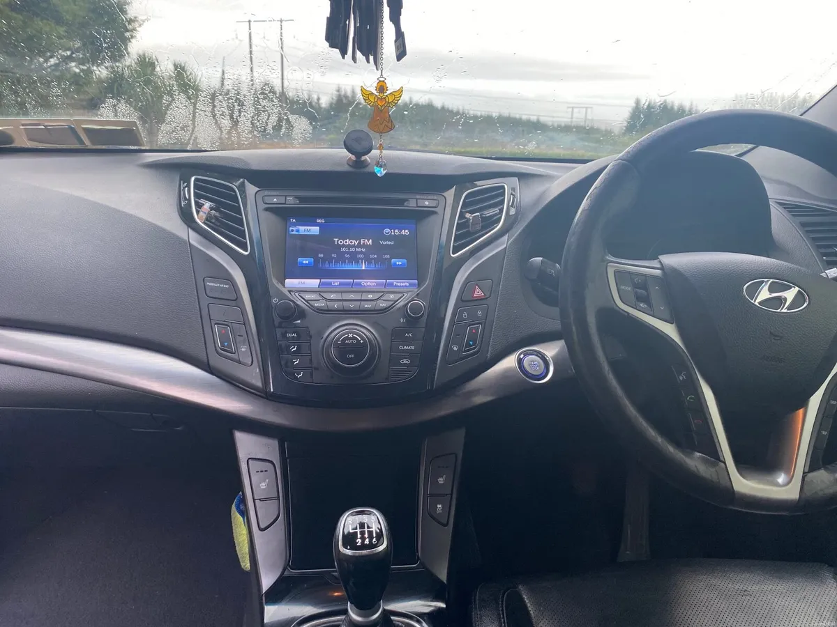Hyundai i40 2012 - Image 5