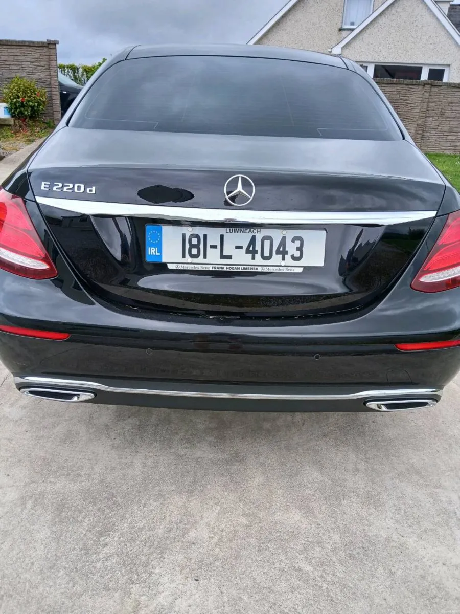 Mercedes - Image 2