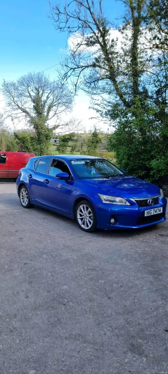 Lexus CT200H - Image 3
