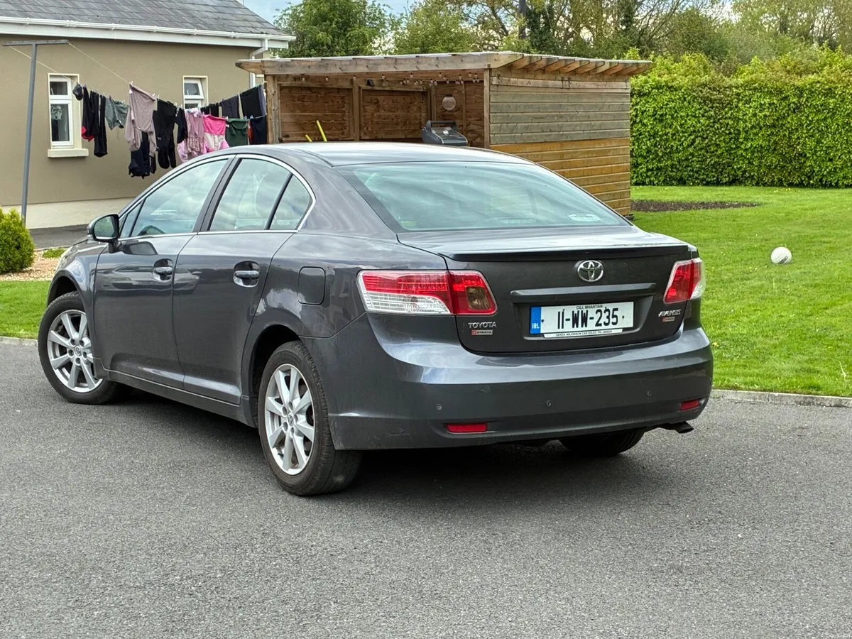 Toyota Avensis 2011 D4D - Image 3
