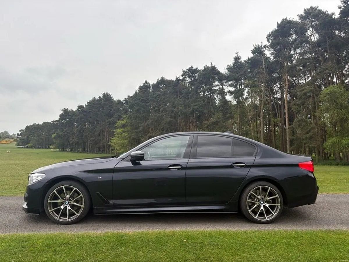 2017 Bmw 5-series - Image 4