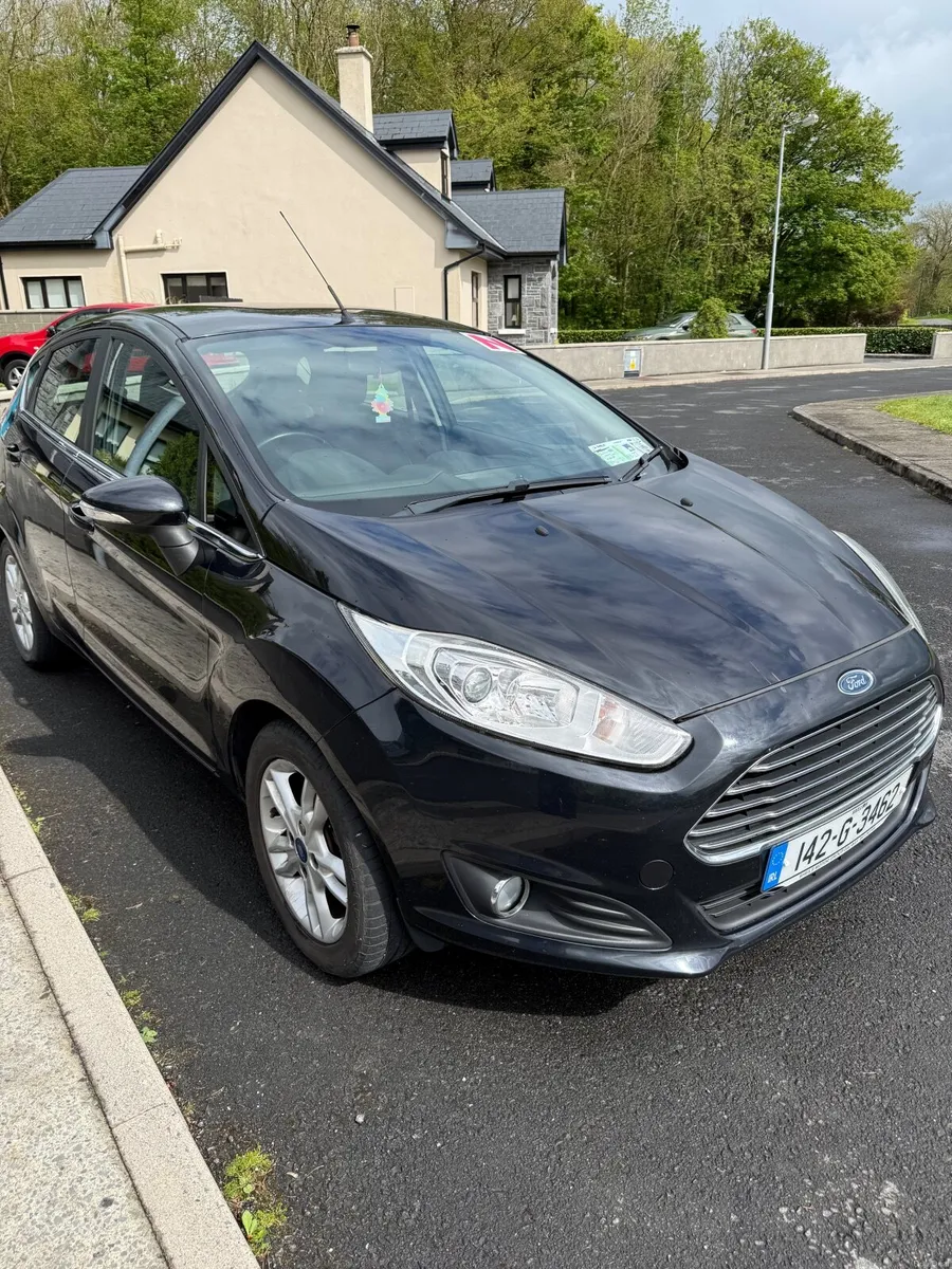 Ford Fiesta 2014 - Image 2