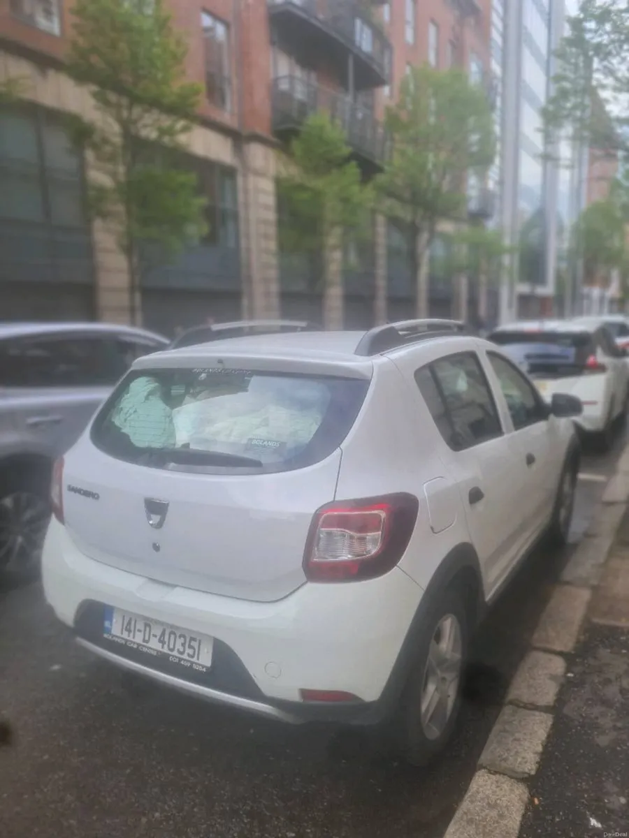 141 Dacia Sandero Stepway - Image 2