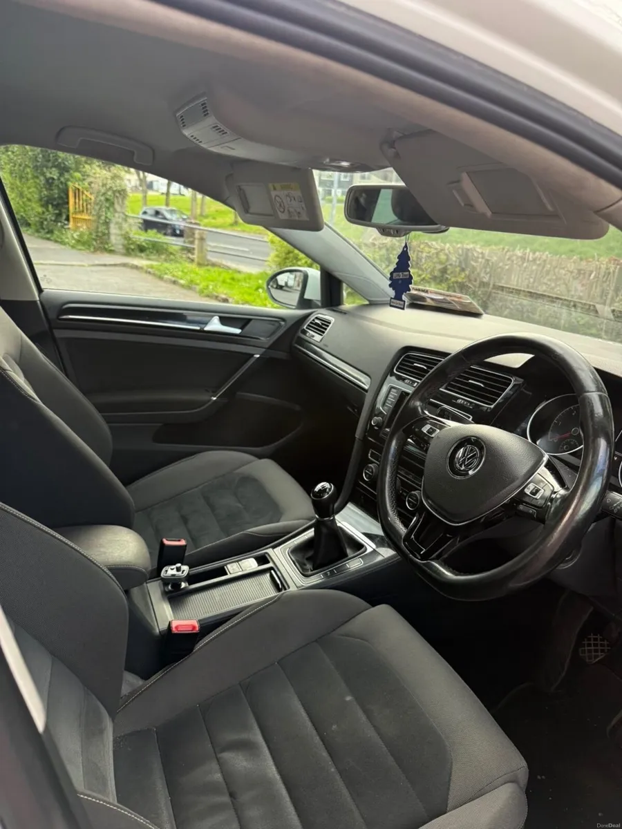 Volkswagen Golf 2015 - Image 4