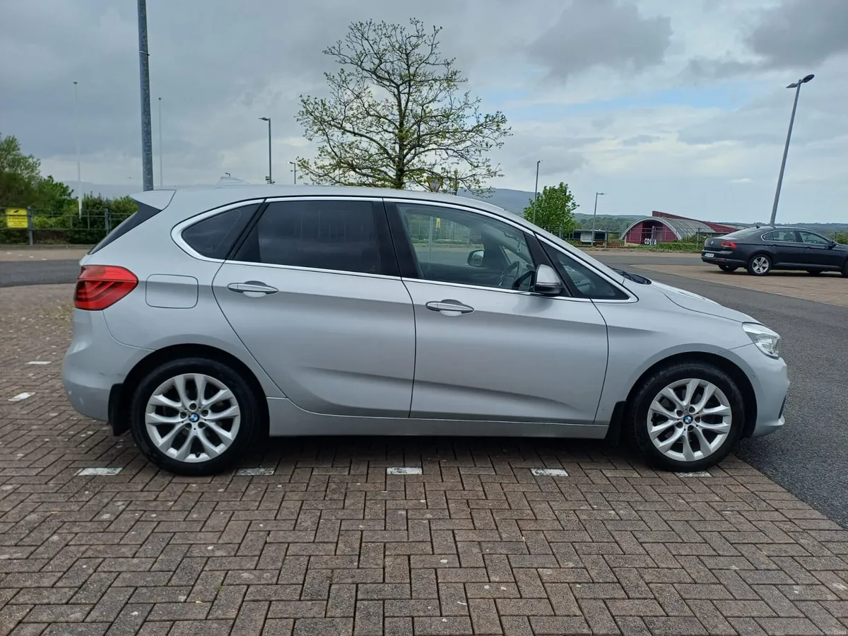 2015 BMW 218i Luxury Active - Image 4