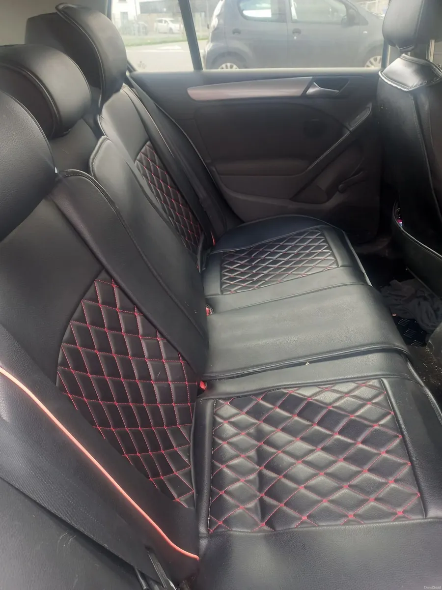 Volkswagen Golf 2009 - Image 3
