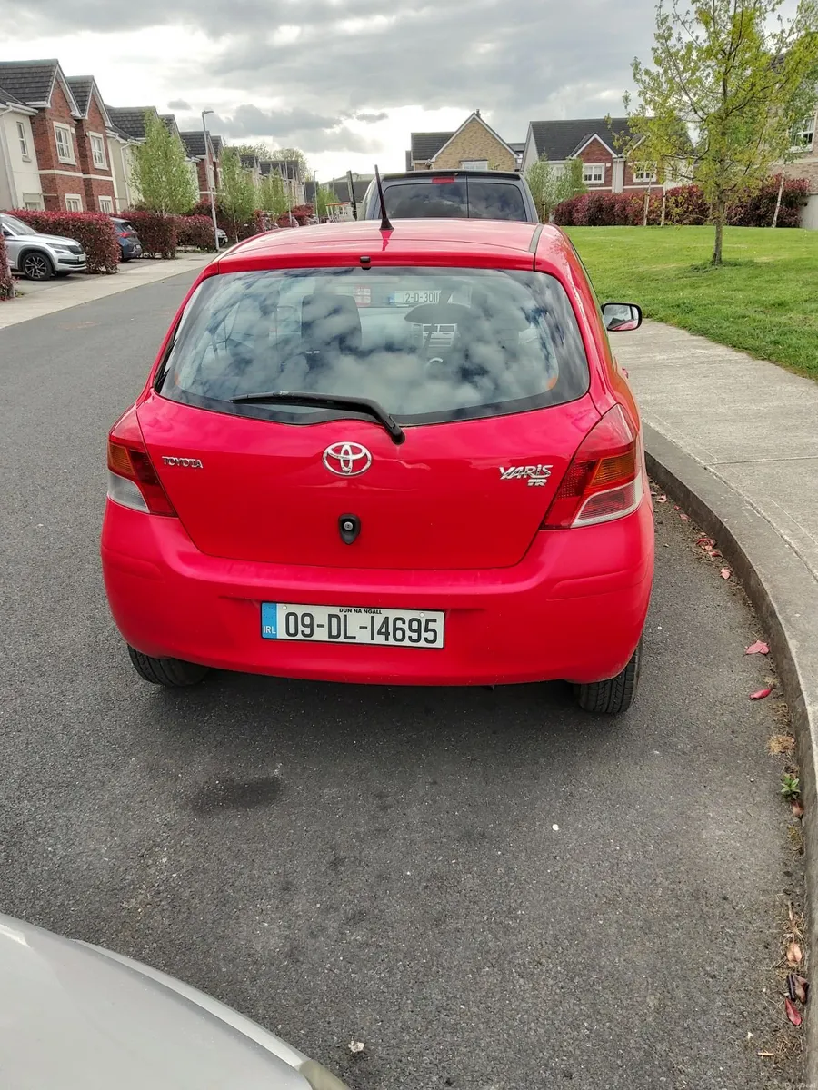 Toyota Yaris 2009 - Image 4