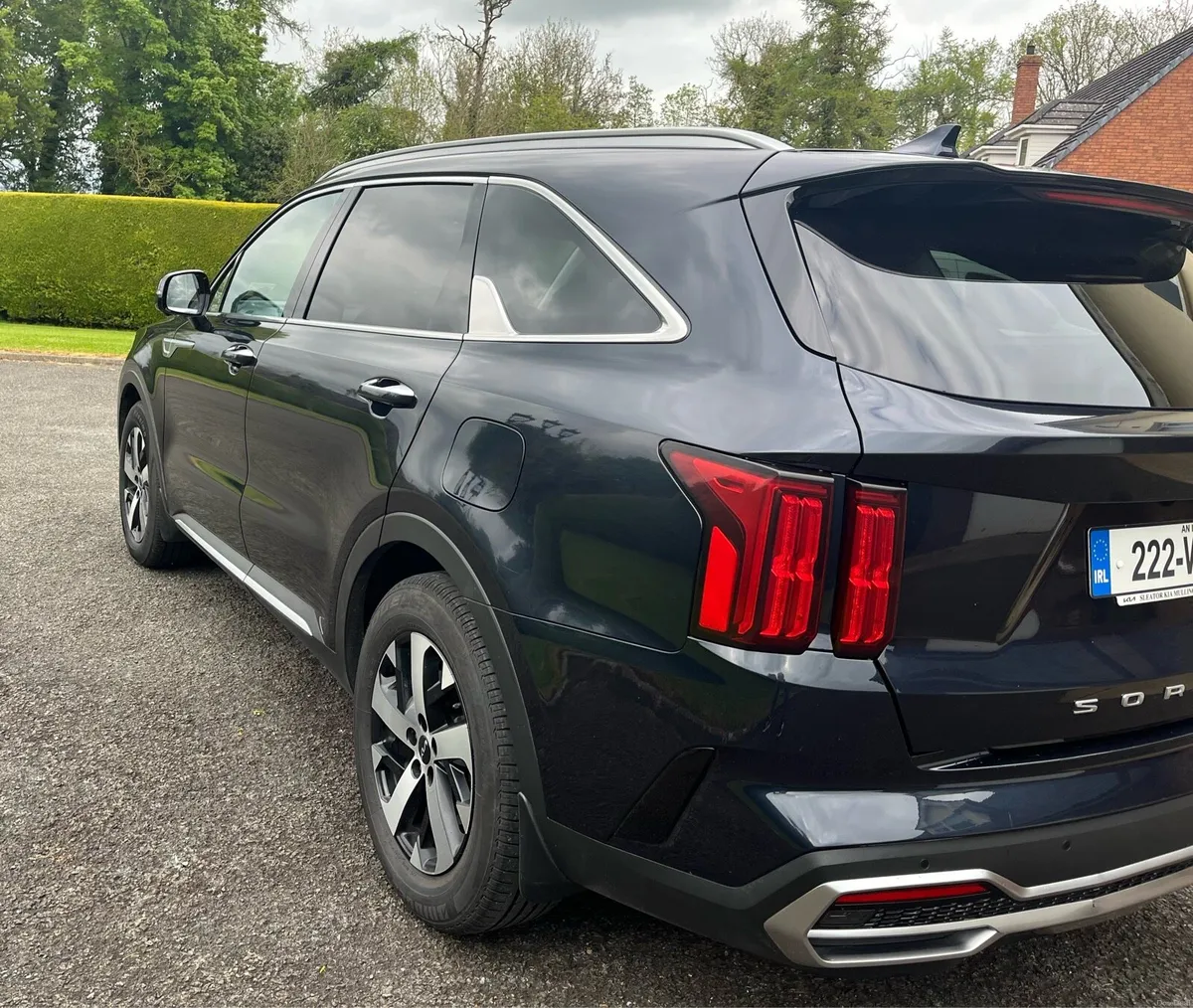 7 seater 222 Kia Sorento TOP SPEC - Image 2