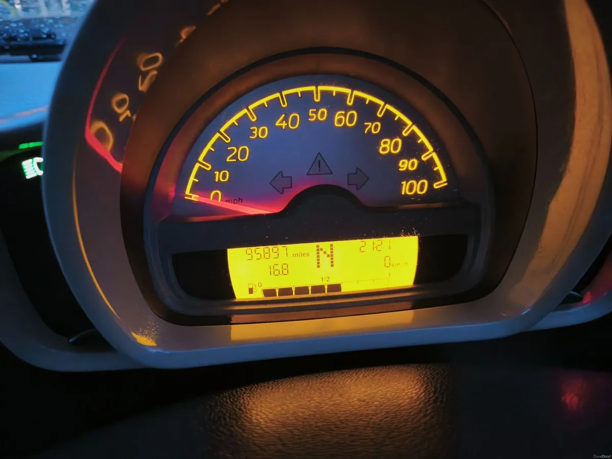 Smart Fortwo 2010 - Image 2