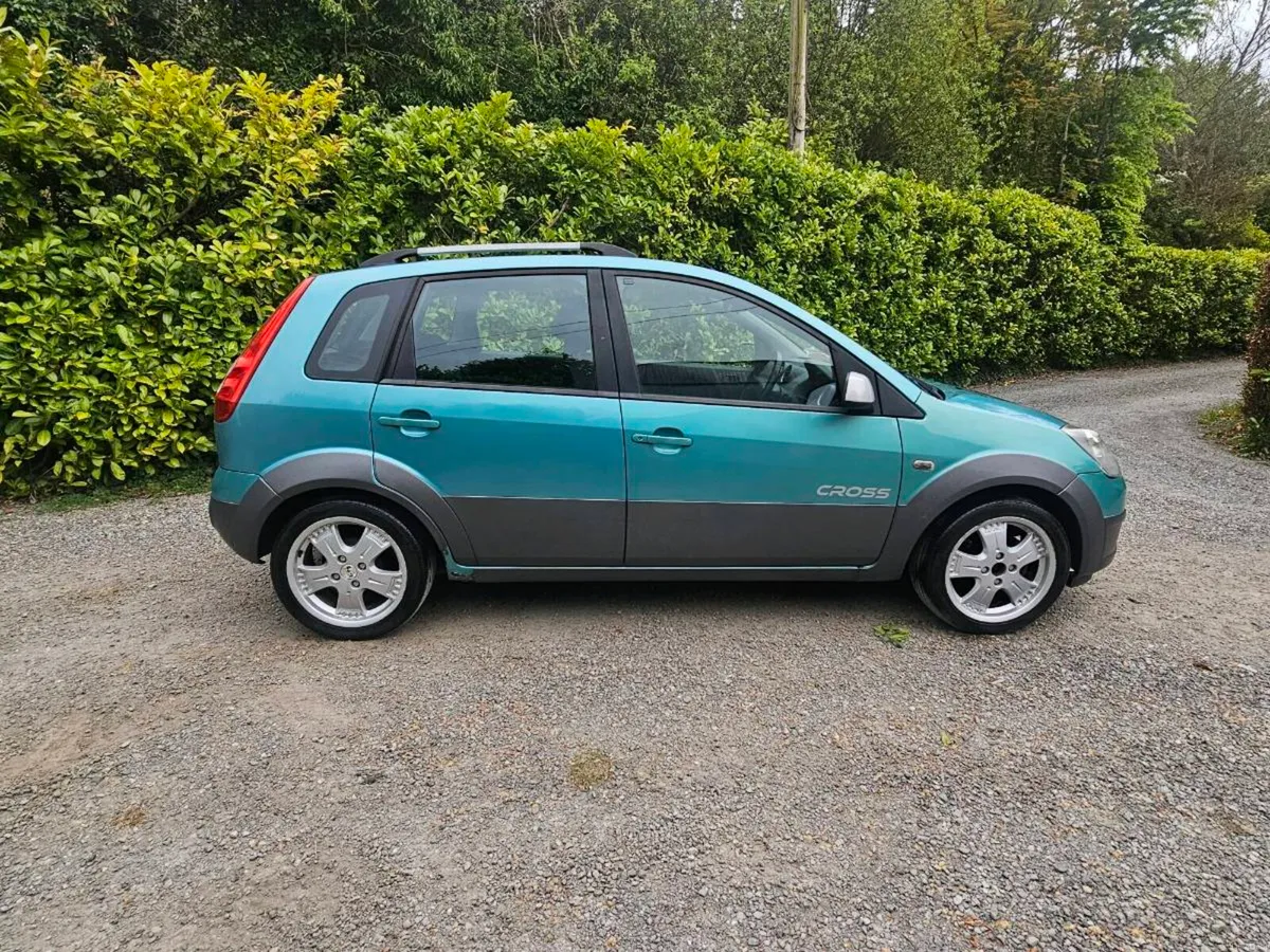 Ford fiesta cross nct 09/26 - Image 2