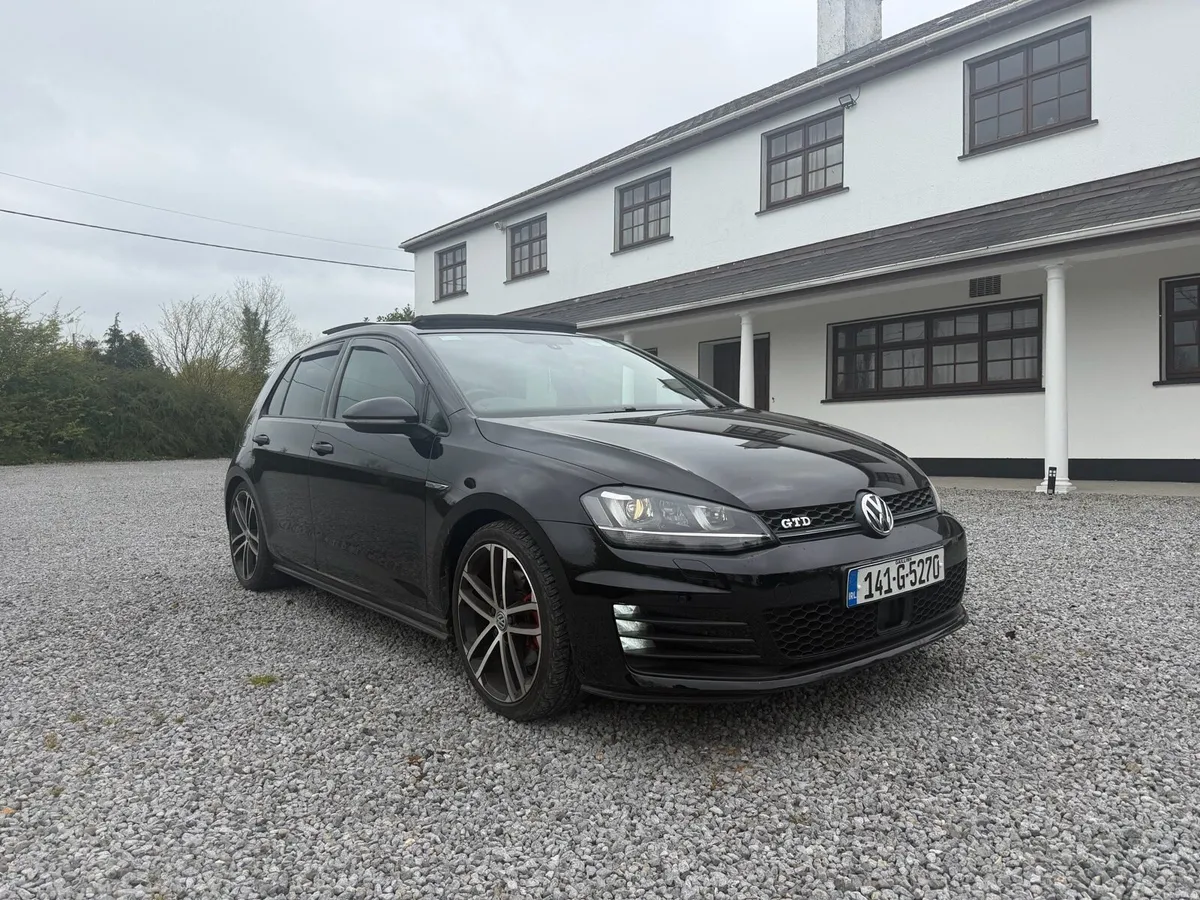 Volkswagen Golf GTD Mk7 – Black – Sunroof - Image 1