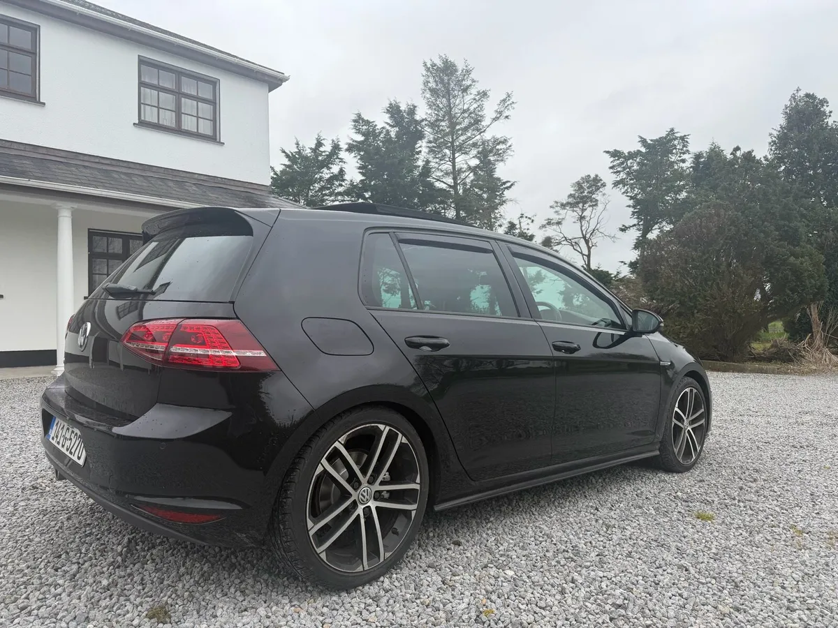 Volkswagen Golf GTD Mk7 – Black – Sunroof - Image 4