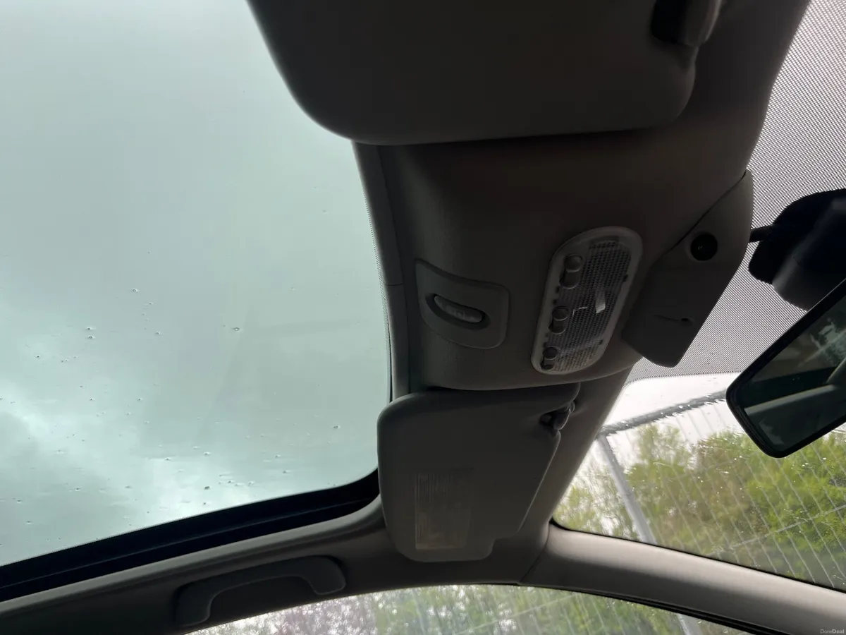 Nissan Qashqai 2012 - Image 2