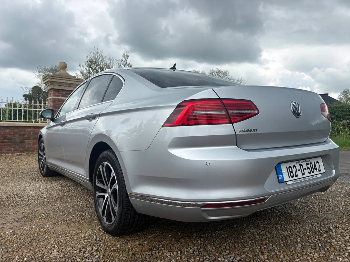 Volkswagen Passat 2018 DSG - Image 4